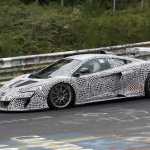 謎のマクラーレンのテスト車輌がニュルに出現…1000馬力の「Hyper-GT」開発車両か？ - McLaren 675LT based Racecar (5)