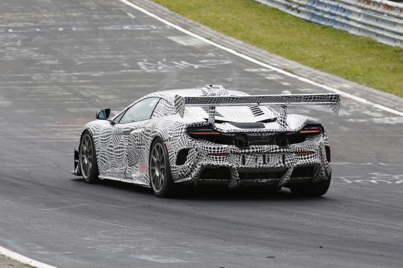 「謎のマクラーレンのテスト車輌がニュルに出現…1000馬力の「Hyper-GT」開発車両か？」の9枚目の画像