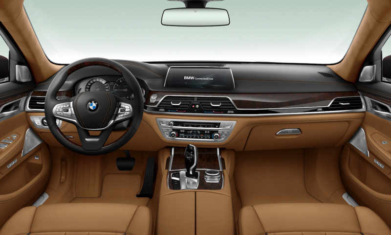 「【新車】装備も価格もウルトラゴージャス。「BMW 750Li Individual Edition」が30台限定で登場」の1枚目の画像