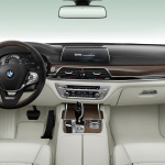 【新車】装備も価格もウルトラゴージャス。「BMW 750Li Individual Edition」が30台限定で登場 - P90280132_highRes_bmw-750li-individual