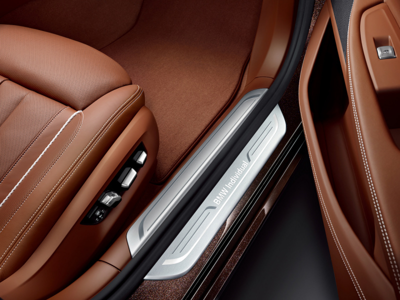 「【新車】装備も価格もウルトラゴージャス。「BMW 750Li Individual Edition」が30台限定で登場」の7枚目の画像