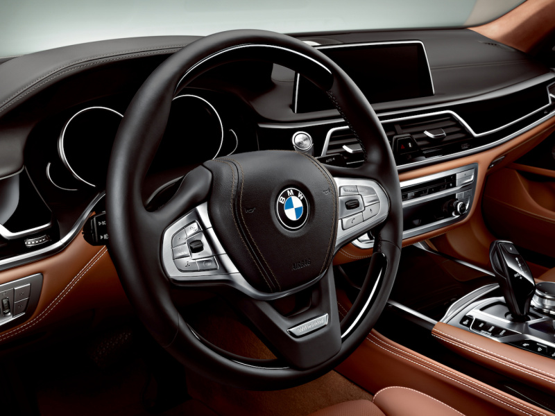「【新車】装備も価格もウルトラゴージャス。「BMW 750Li Individual Edition」が30台限定で登場」の15枚目の画像