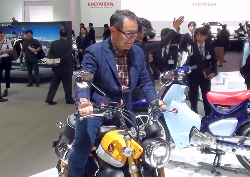 「【東京モーターショー2017】本当は「おちゃめ」な豊田章男社長、実はバイク好きだった!？」の3枚目の画像