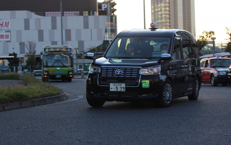 Тойота jpn taxi