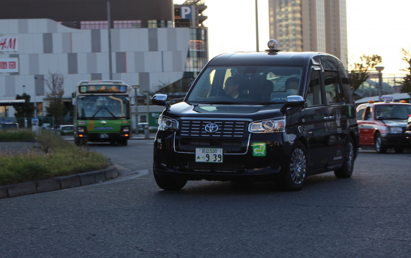 「トヨタの次世代タクシー「JPN TAXI（ジャパンタクシー）」の乗り心地・快適性は？」の11枚目の画像