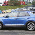 「フォルクスワーゲンの新型SUV「T-ROC」に、310馬力の最強「R」が早くもラインナップ!?」の5枚目の画像ギャラリーへのリンク