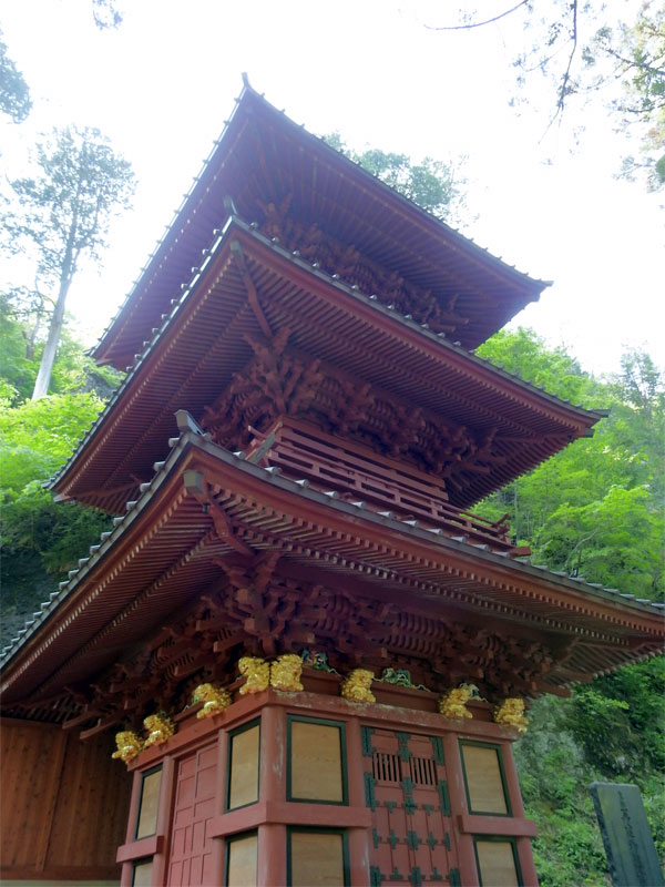 群馬を代表する山岳信仰の名残りある上毛三山その２・榛名神社【車中泊 