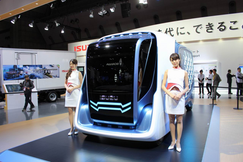 「【東京モーターショー2017】3台のコンセプトカーを公開したいすゞのテーマは「運ぶの時代に、できること。」」の2枚目の画像
