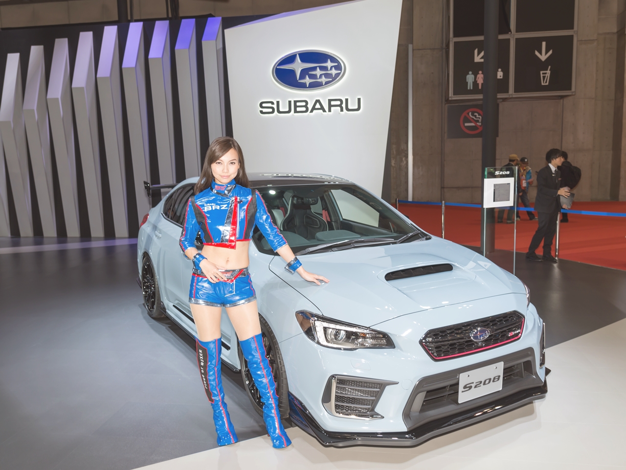 東京モーターショー17 レースクイーン Breeze が紹介する スバル車のオススメポイント Clicccar Com