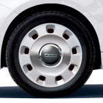 【新車】赤と白を用意するクローム仕様の華やかな「Fiat 500 Cromata（クロマータ）」を100台限定で設定 - 05_500_cromata_wheel_HD