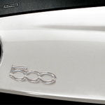 【新車】赤と白を用意するクローム仕様の華やかな「Fiat 500 Cromata（クロマータ）」を100台限定で設定 - 07_500_cromata_ instrument_panel_W_HD