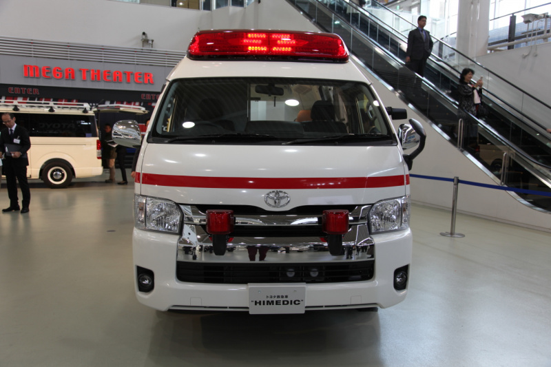 「【新車】新型ハイエースの救急車「HIMEDIC」は普通のハイエースと意外なところが違った!!」の5枚目の画像