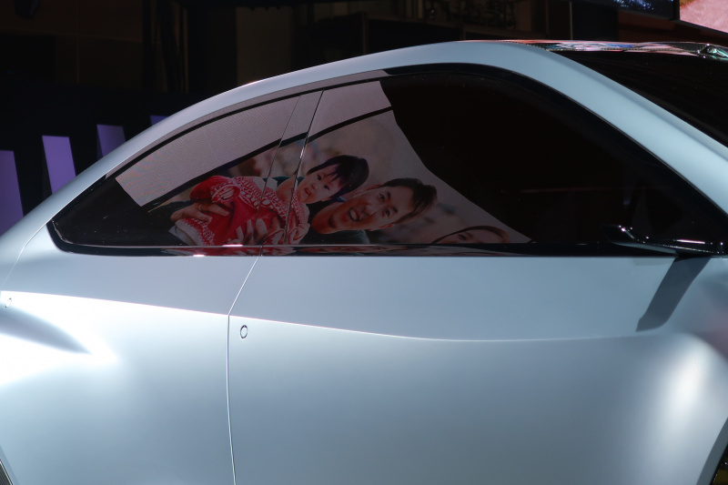 「スバル VIZIV PERFORMANCE CONCEPTは前進のカタチ【東京モーターショー2017 コンセプトカー・デザイン速攻インタビュー】」の3枚目の画像