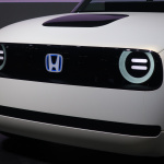 ホンダ Urban EV Conceptは人に寄り添うカタチ【東京モーターショー2017 コンセプトカー・デザイン速攻インタビュー】 - フロント