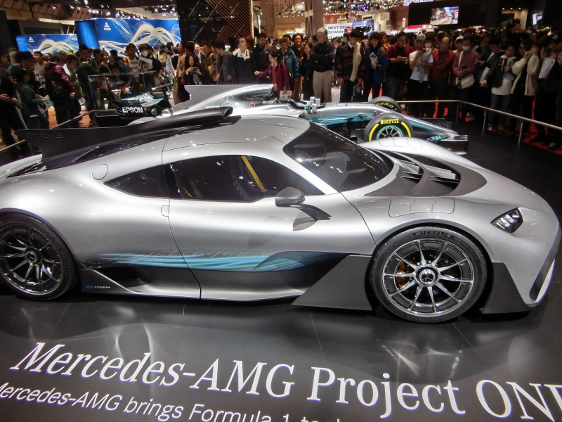 「【東京モーターショー2017】公道用F1マシン!? Mercedes-AMG Project ONEに大興奮」の4枚目の画像