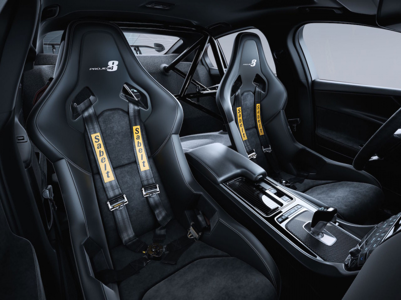 「【新車】世界300台限定のジャガー「XE SV PROJECT 8」を日本でも優先的に受注開始」の2枚目の画像