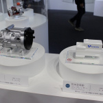 「【東京モーターショー2017】豊田自動織機が「EVシフト」に対応するカーエアコン用電動コンプレッサーのコンセプトを披露」の2枚目の画像ギャラリーへのリンク