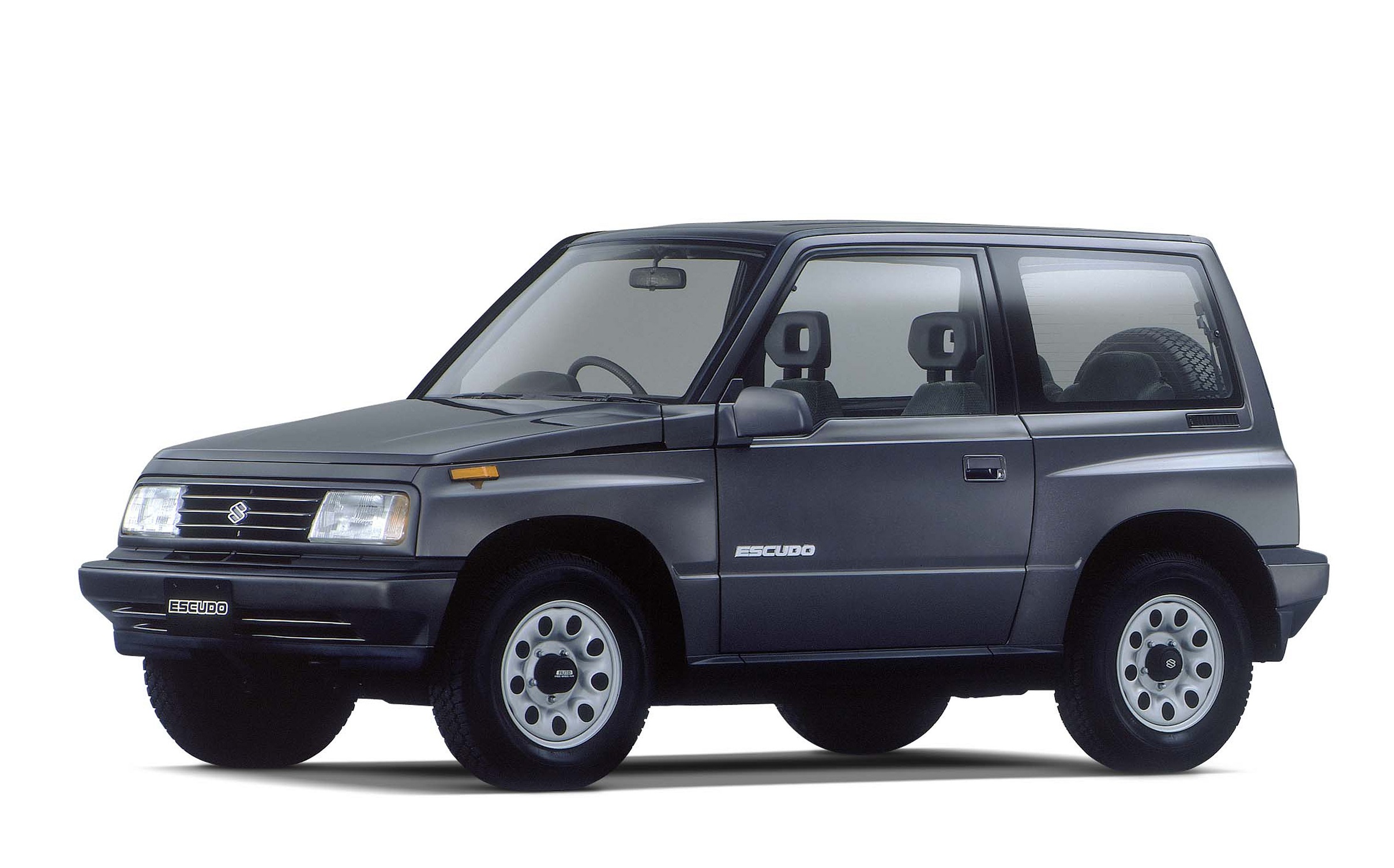 Suzuki escudo. Сузуки эскудо 1988. Escudo Suzuki 3 дверный. Suzuki/Escudo /SUV-3-Doors 2 поколение. Suzuki Escudo i 1988.