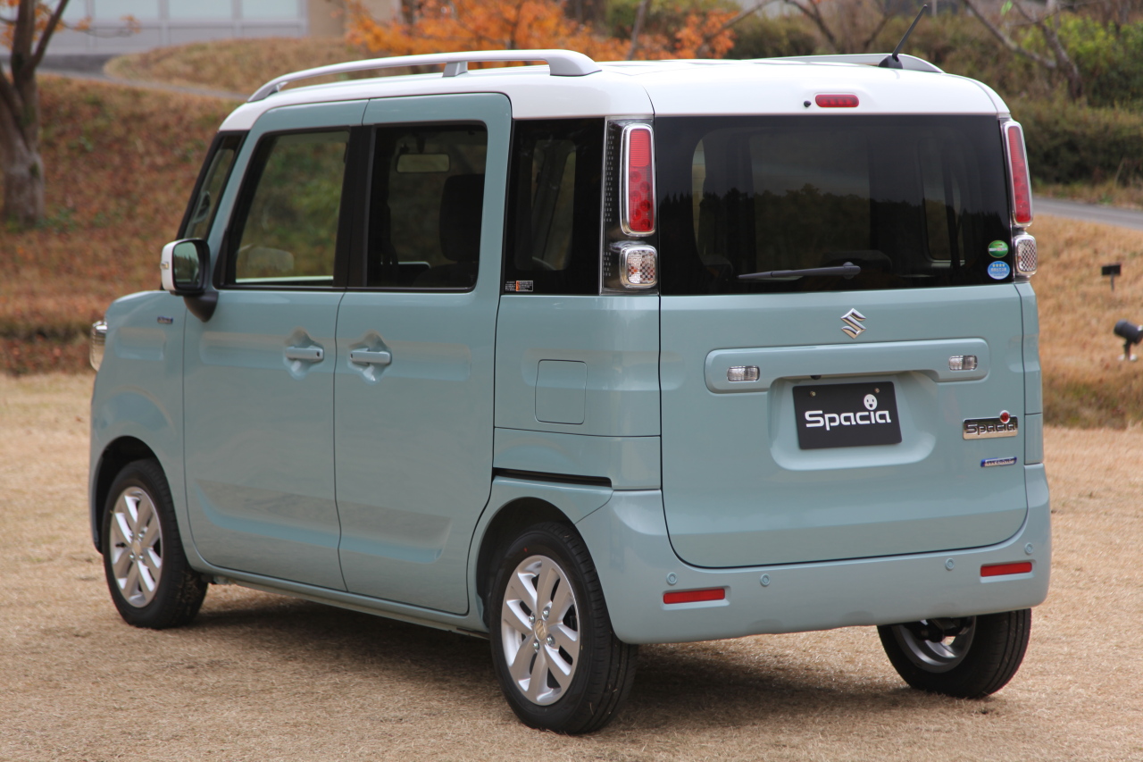 新車 スペーシア スペーシア カスタムがフルモデルチェンジ 搭載される軽自動車初を含む先進安全装備とは Clicccar Com