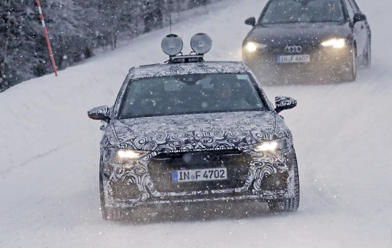 「アウディ・A6次期型、生産型パーツを装着して豪雪を走った！」の1枚目の画像