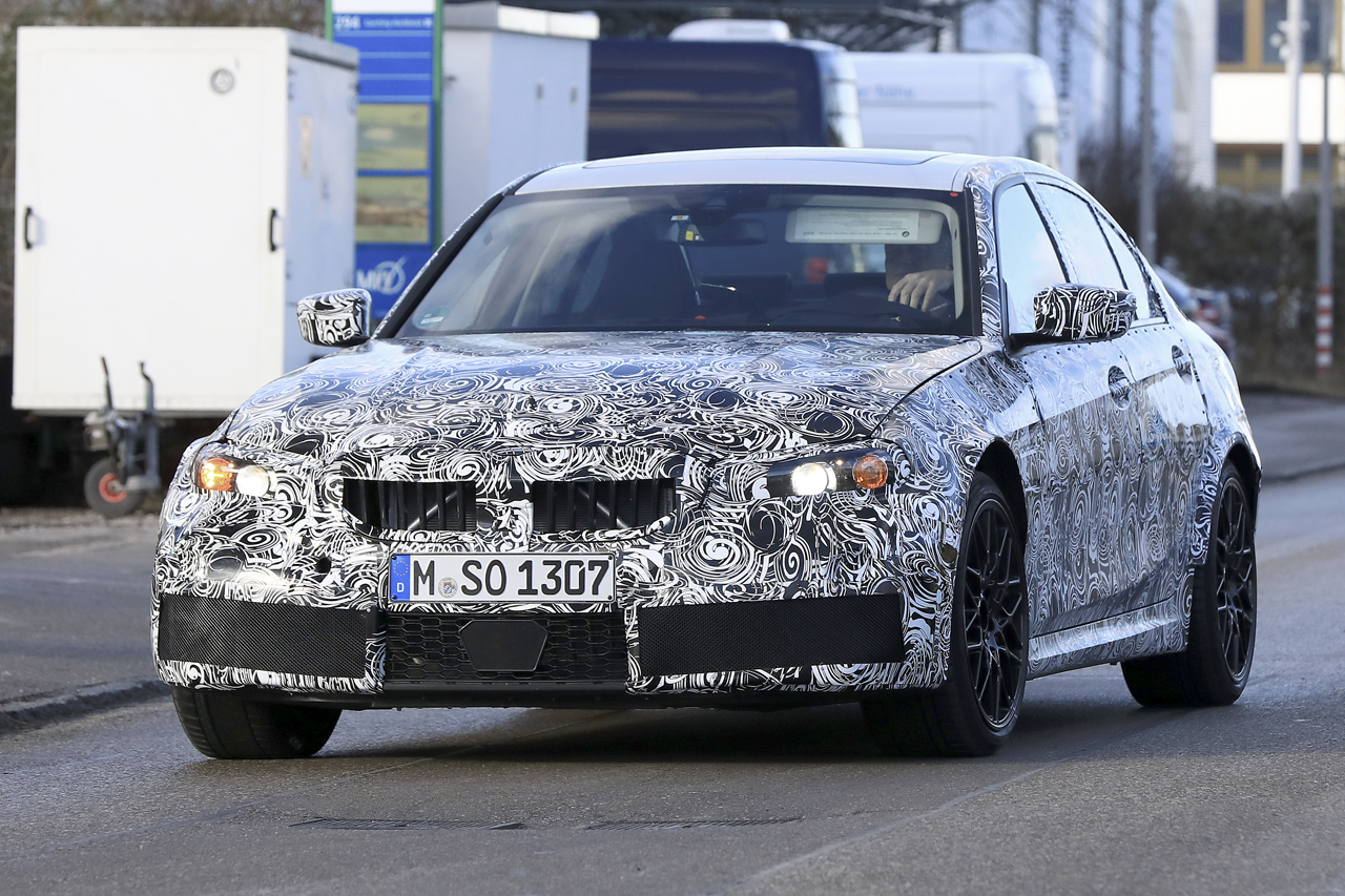「新型BMW M3 プロトタイプを鮮明に撮影！48Vマイルドハイブリッドは500馬力発揮」の2枚目の画像