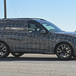 BMWのフラッグシップSUV「X7」次期型はV12搭載モデルを投入？ - BMW X7 Camo drop 6