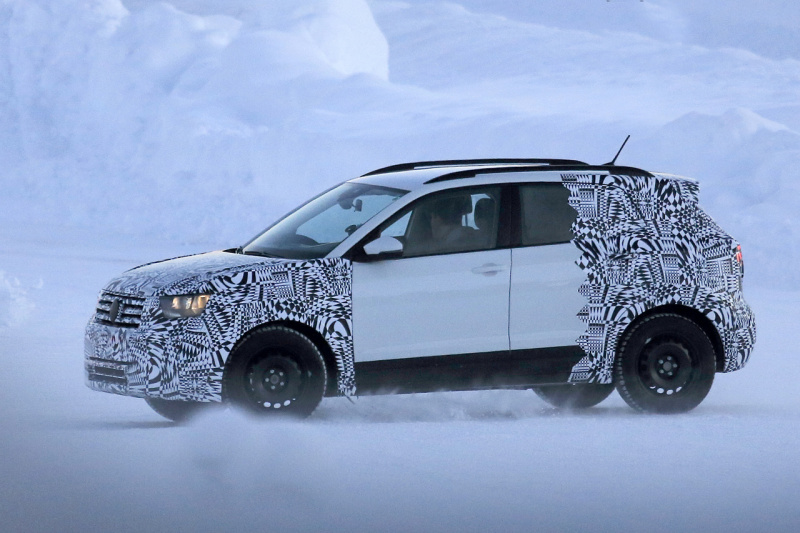 「フォルクスワーゲン・ポロがベースの新型SUV「T-クロス」をフィンランドで発見」の8枚目の画像