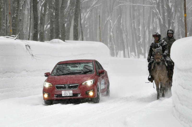 「スバル・インプレッサG4に雪上試乗。予防安全の進化に思いを馳せる」の1枚目の画像