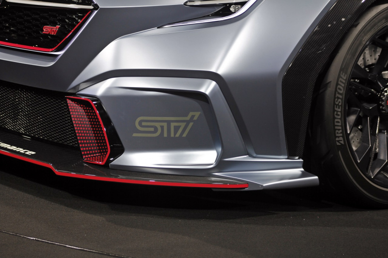 「【東京オートサロン2018】SUBARU VIZIV PERFORMANCE STI CONCEPTはスバルの名車たちの要素が随所に！」の14枚目の画像
