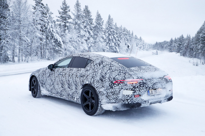 「直6＋モーターのエントリーモデル？ メルセデスAMG GT 4ドアの新たな開発車両」の12枚目の画像
