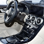 メルセデス・ベンツ GLC改良型のデジタルコックピット初公開 - Mercedes GLC Facelift 4