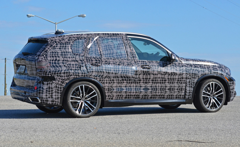 「2018年9月公開？ BMW X5新型はこれで決まり！」の3枚目の画像