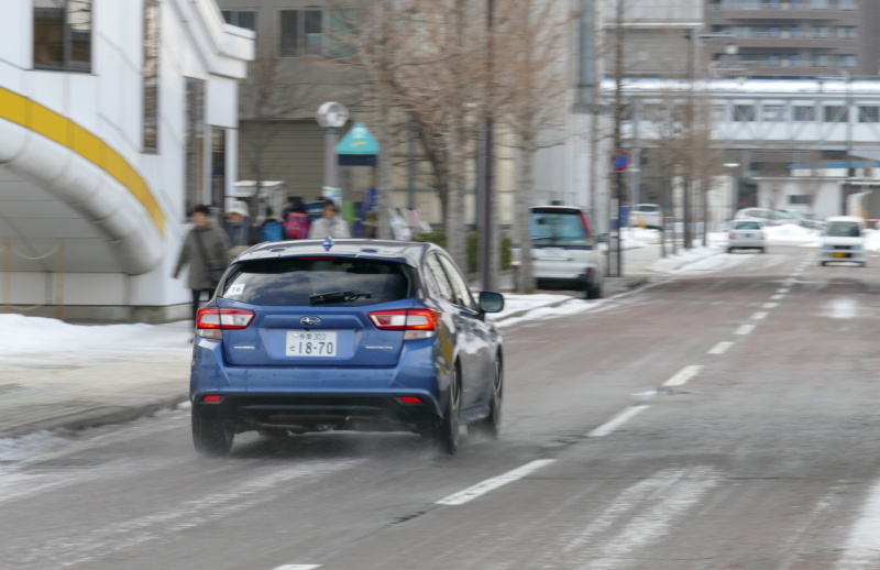 「【試乗】SUBARU AWDで雪国の「普通の道」を走る。インプレッサSPORT 2.0-S EyeSight編」の10枚目の画像
