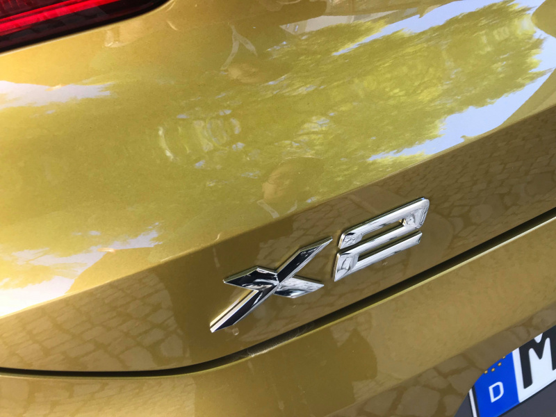 「斬新にし過ぎないことが斬新？　もうすぐ日本発売の「BMW X2」はなぜ日本はガソリンエンジンのみの導入なのか!?」の8枚目の画像