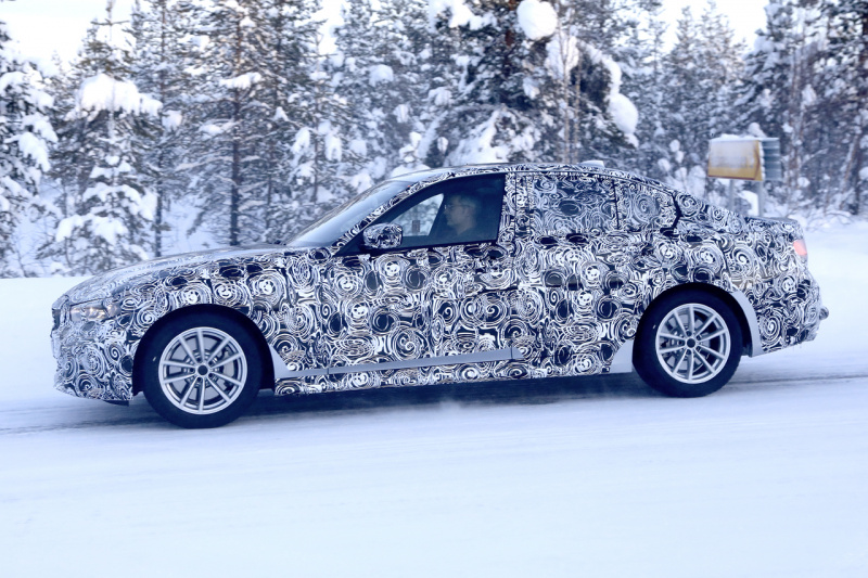 「BMW・3シリーズ、次世代型では電動化が加速！48VマイルドHVやEVも投入へ」の12枚目の画像