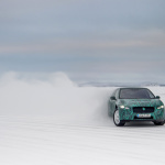 「【ジュネーブモーターショー2018】ジャガー初の電動SUV「I-PACE」の極寒テスト風景を公開」の10枚目の画像ギャラリーへのリンク