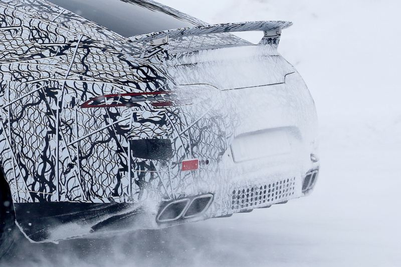 「3月公開予定？ メルセデスAMG GT 4ドア、750馬力の「S」を投入か」の10枚目の画像