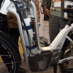 世界初の「量産型」水素自転車は1分の充填で100km走行可能 - AlphaBike2
