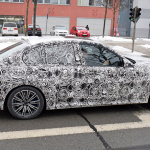正式デビューは9月!? BMW3シリーズ次期型、新デザインここまで露出 - BMW 3 Less camo 5