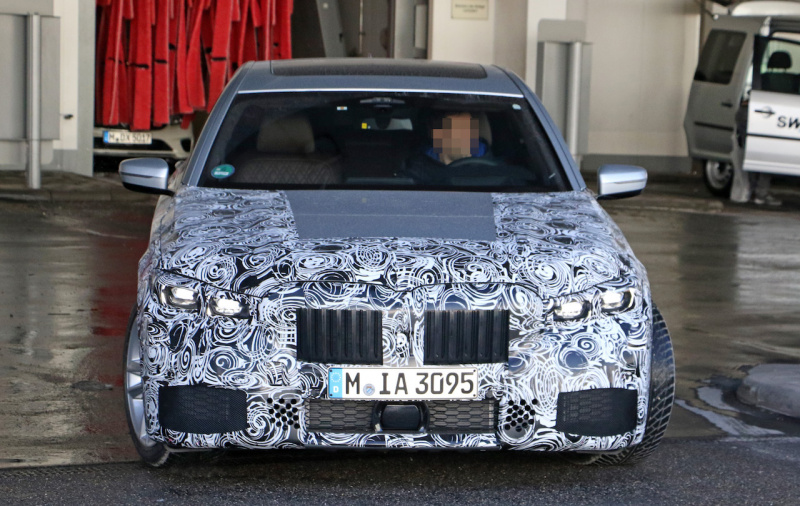 「フルデジタル・コックピット撮った！BMW・7シリーズ改良型プロトタイプは内外装を刷新」の3枚目の画像
