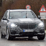 BMW・X5次期型、フロントマスクとテールライトが露わに！ - BMW X5 Less camo 2