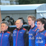 「【Red Bull Toro Rosso Honda DAY in TOKYOレポート】トロロッソのファクトリーで行われた日本の文化を知るための研修とは？」の1枚目の画像ギャラリーへのリンク