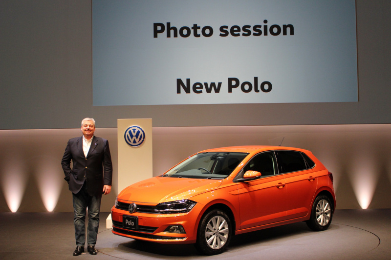 「【新車】身長190cmのサッシャさんも大きくなった新型・VW ポロなら快適!?」の6枚目の画像