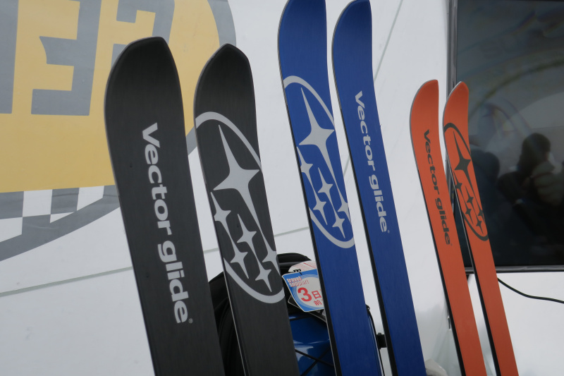「スバルのスキー板が限定発売。発売予定のスバルグッズは全輪駆動の幻の逸品!?」の11枚目の画像