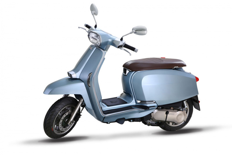 「60年代に一世を風靡したランブレッタ社が復活。日本でも50,125,200ccのスクーターを販売」の8枚目の画像