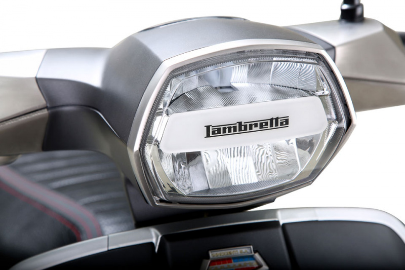 「60年代に一世を風靡したランブレッタ社が復活。日本でも50,125,200ccのスクーターを販売」の3枚目の画像