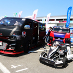【モーターファンフェスタ2018】GT-Rのエンジンを積んだハイエースが川畑真人選手のドライブでサーキットデビュー!? - 019