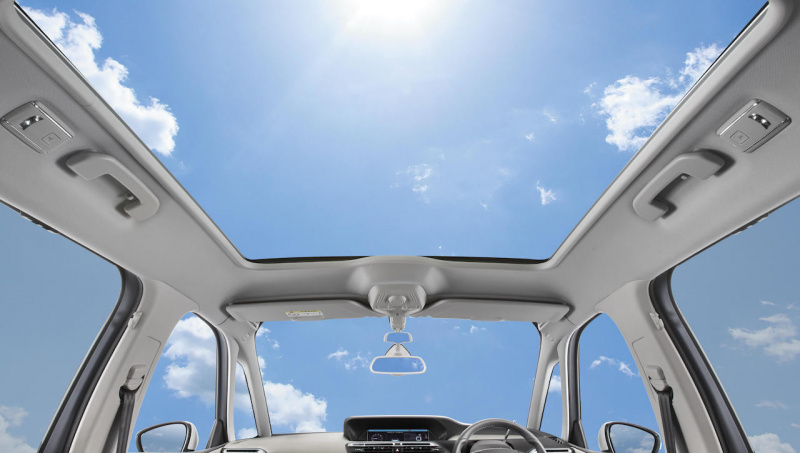 「【新車】シトロエン・グランドC4ピカソに「ワイルドブルー」のシートカラーの特別仕様車を追加」の5枚目の画像