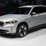 中国生産に意味あり！ BMWが公開した「第3のiモデル」iX3は、2020年市販予定【北京モーターショー2018】 - AUTOCHINA2018_c_085