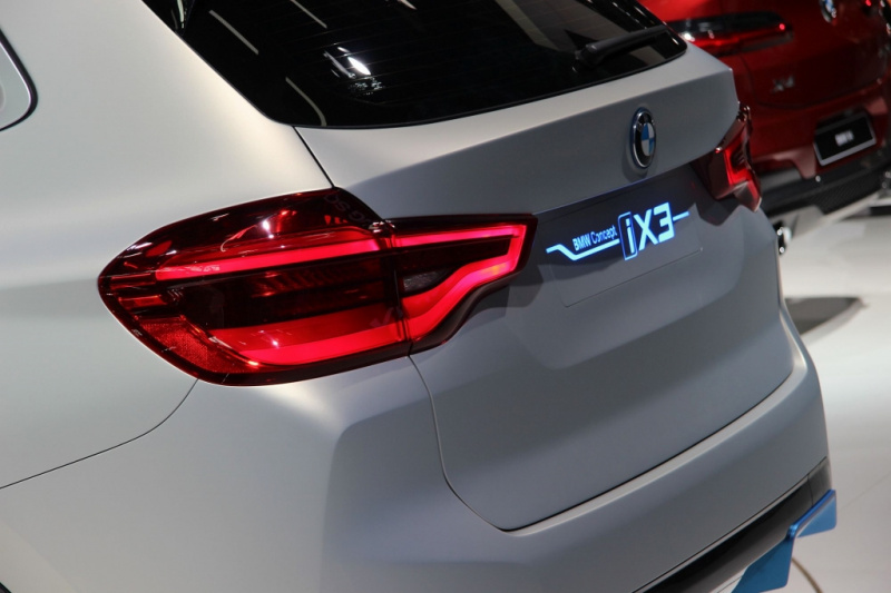 「中国生産に意味あり！ BMWが公開した「第3のiモデル」iX3は、2020年市販予定【北京モーターショー2018】」の7枚目の画像